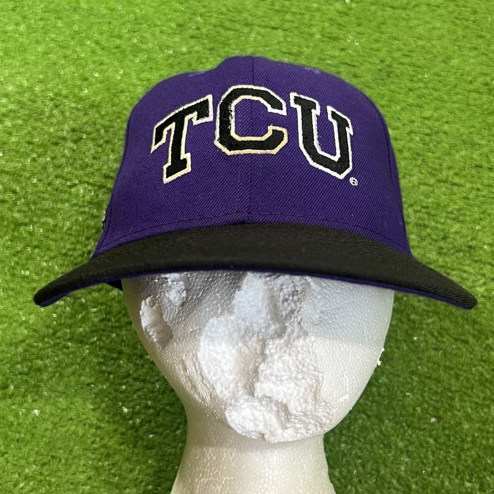 Vintage TCU Team Issue Hat SnapBack Hot frog Football Bowl Game Purple